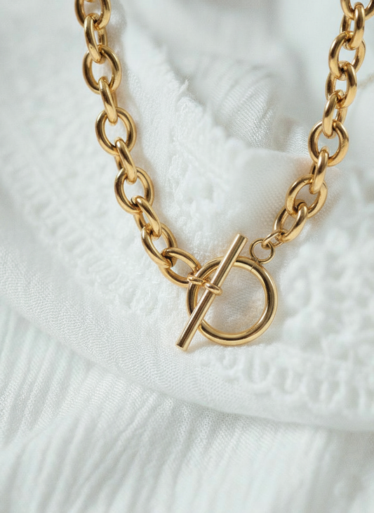 RemindraLux 18K Gold-Plated Oval Chain Toggle Necklace