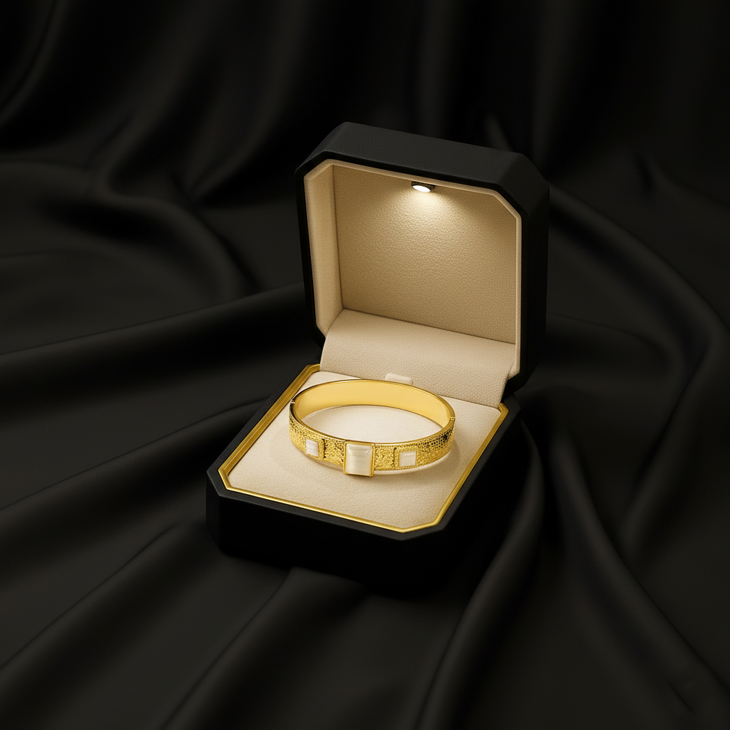 RemindraLux 18K Gold-Plated Triple-Stone Geometric Bangle