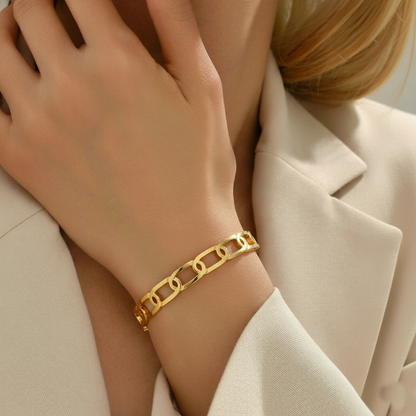 RemindraLux 18K Gold-Plated Open Chain-Link Cutout Bangle