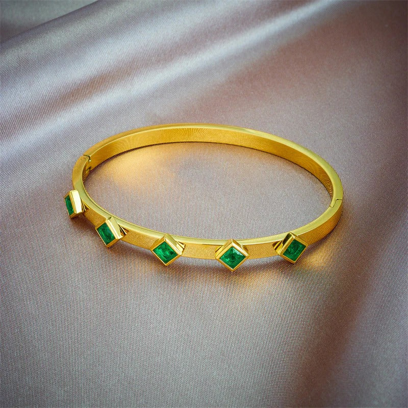 RemindraLux 18K Gold-Plated Emerald-Color Five-Station Square Gem Bangle