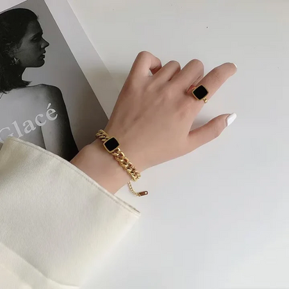 RemindraLux 18K Gold-Plated Chain Bracelet with Black Onyx Centerpiece